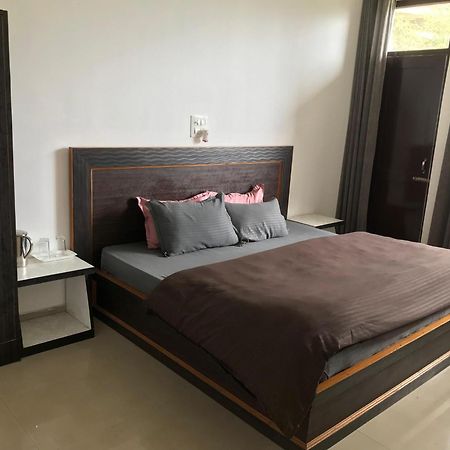 Mcleodganj Diaries Guest House Дхарамсала Екстериор снимка