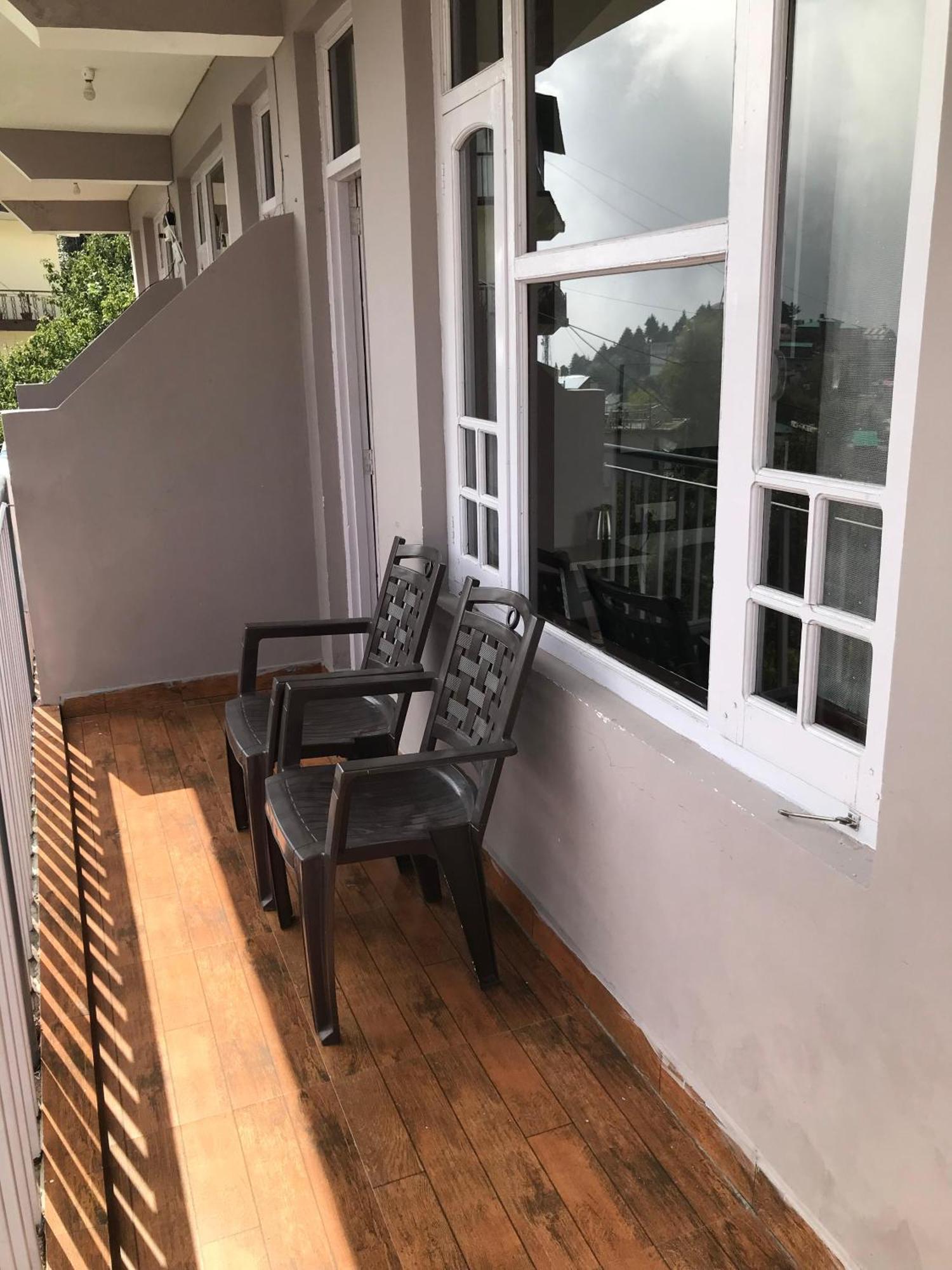 Mcleodganj Diaries Guest House Дхарамсала Екстериор снимка