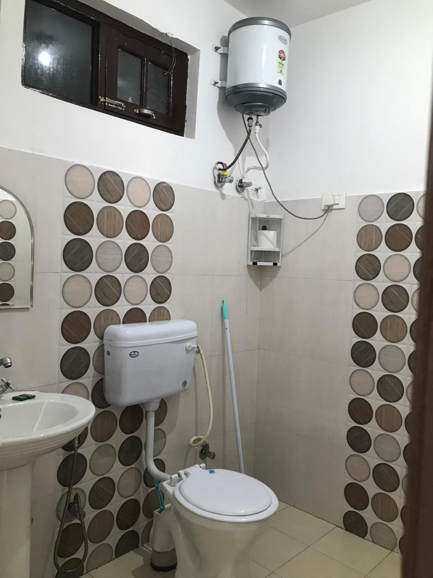 Mcleodganj Diaries Guest House Дхарамсала Екстериор снимка