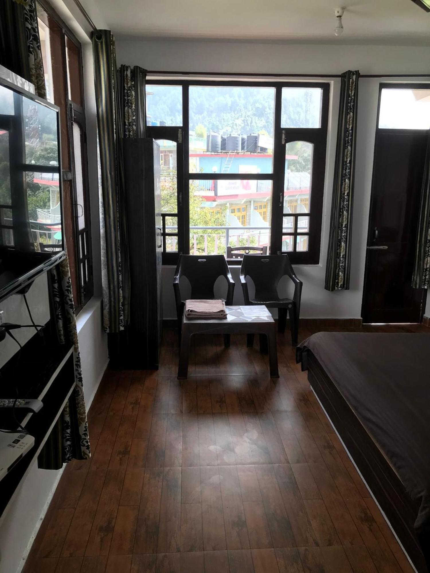 Mcleodganj Diaries Guest House Дхарамсала Екстериор снимка